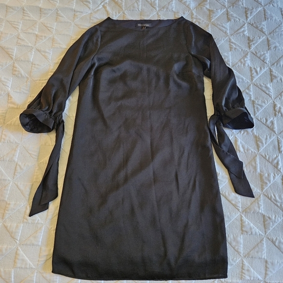 NWT Banana Republic Elegant Black Shift Dress with 3/4 Tie Sleeves, Size 2 - Picture 2 of 7